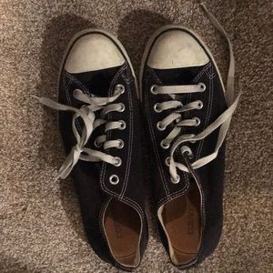 Used converse women’s 10